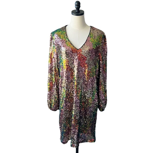 EVEREVE Georgia Sequined Party Dress | MEDIUM - Picture 1 of 11